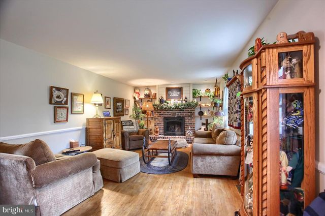 14 BROADMOOR DRIVE, Mechanicsburg, PA 17055