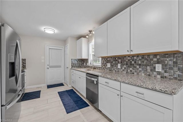 418 Wildwood Lane, Graham, NC 27253