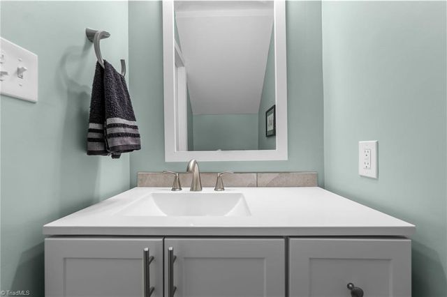 418 Wildwood Lane, Graham, NC 27253