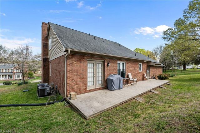 418 Wildwood Lane, Graham, NC 27253