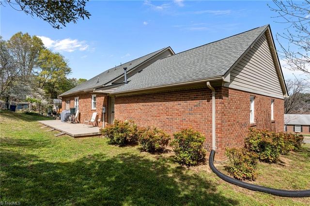 418 Wildwood Lane, Graham, NC 27253