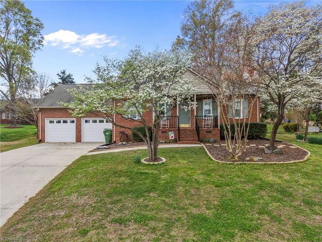 418 Wildwood Lane, Graham, NC 27253