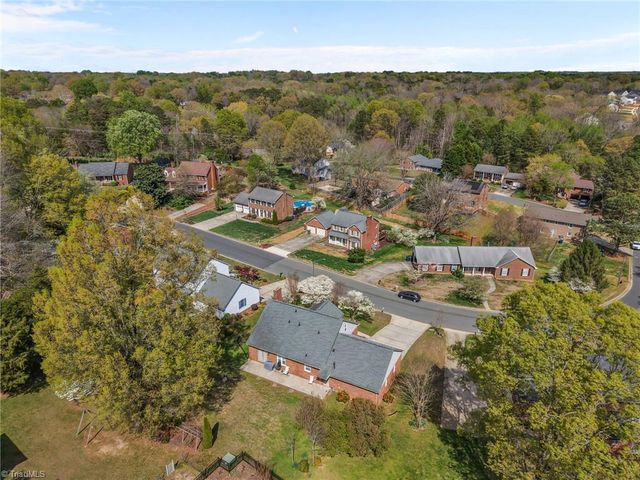 418 Wildwood Lane, Graham, NC 27253