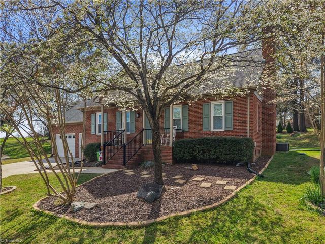 418 Wildwood Lane, Graham, NC 27253