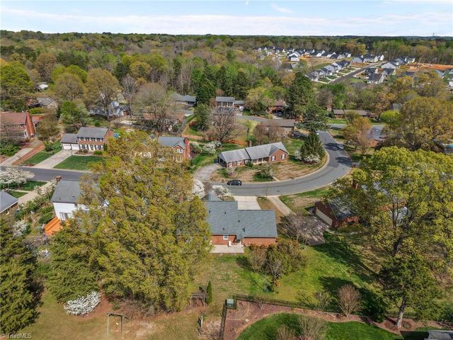 418 Wildwood Lane, Graham, NC 27253