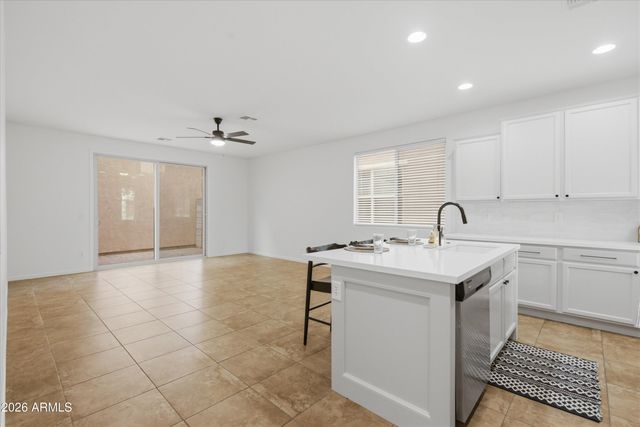 1430 S PONDEROSA Drive, Gilbert, AZ 85296
