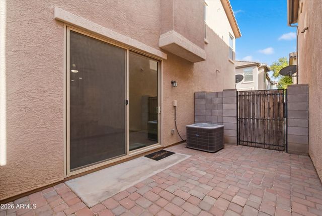 1430 S PONDEROSA Drive, Gilbert, AZ 85296