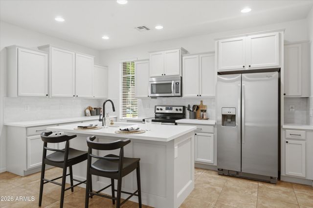 1430 S PONDEROSA Drive, Gilbert, AZ 85296