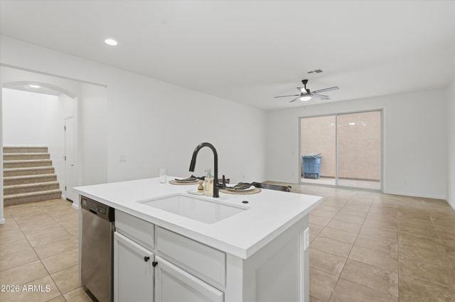 1430 S PONDEROSA Drive, Gilbert, AZ 85296