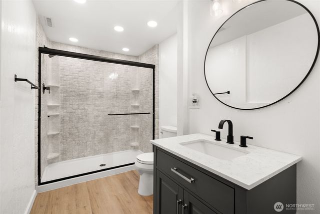 725 W Wyandotte Avenue, Shelton, WA 98584