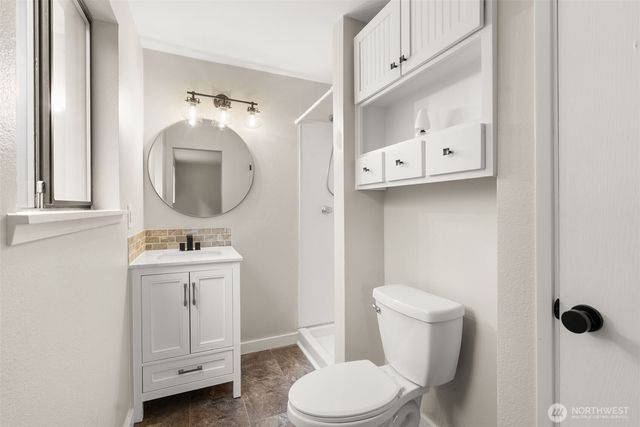 725 W Wyandotte Avenue, Shelton, WA 98584