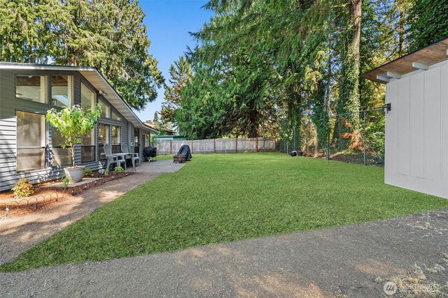 725 W Wyandotte Avenue, Shelton, WA 98584