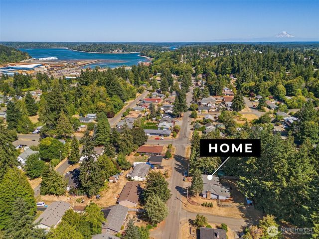 725 W Wyandotte Avenue, Shelton, WA 98584
