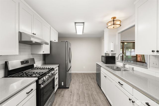 725 W Wyandotte Avenue, Shelton, WA 98584