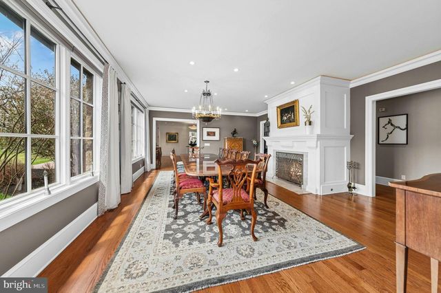 2214 N MELROSE LN, Bethlehem, PA 18015