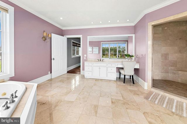2214 N MELROSE LN, Bethlehem, PA 18015