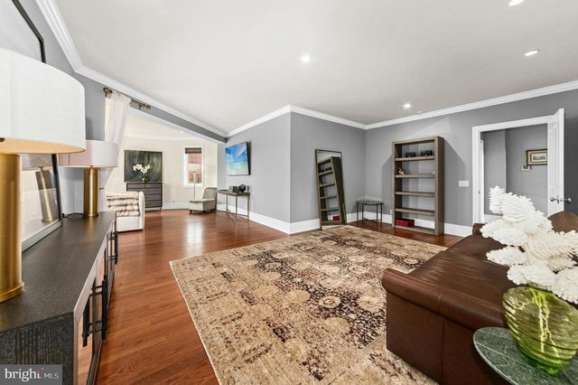2214 N MELROSE LN, Bethlehem, PA 18015