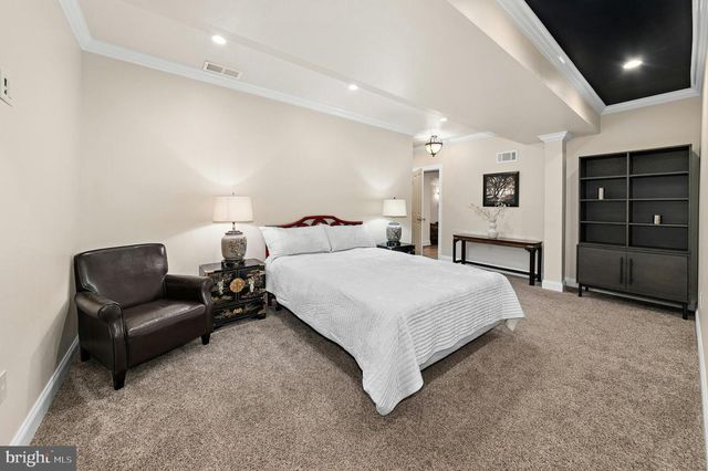 2214 N MELROSE LN, Bethlehem, PA 18015
