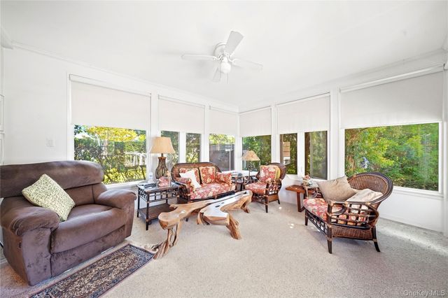5 Roxbury Road, Port Washington, NY 11050