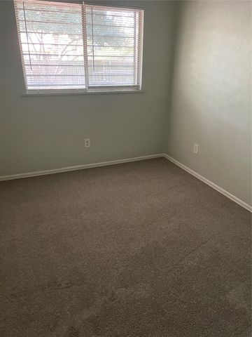 5113 Stagecoach Lane, Garland, TX 75043