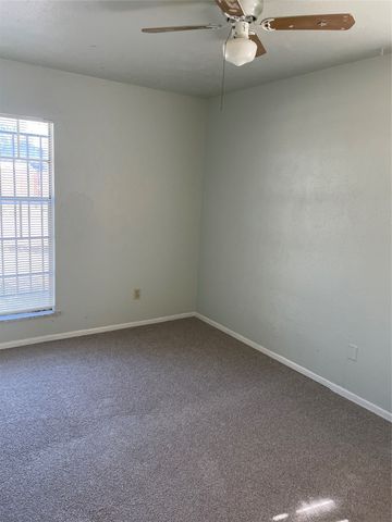 5113 Stagecoach Lane, Garland, TX 75043