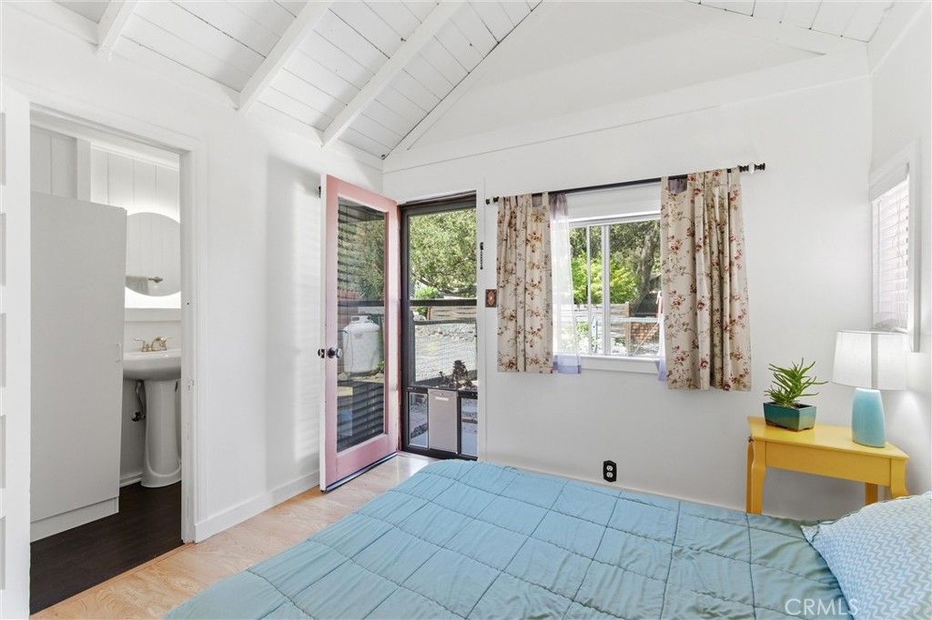 Image 12 of property listing at 14862 Wildcat Canyon Road, Silverado, CA 92676