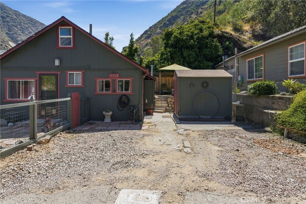 Image 17 of property listing at 14862 Wildcat Canyon Road, Silverado, CA 92676