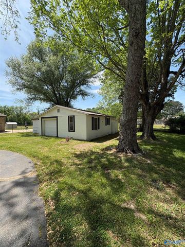 10524 Wall Triana Hwy, Toney, AL 35773