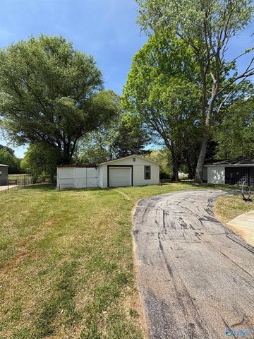 10524 Wall Triana Hwy, Toney, AL 35773