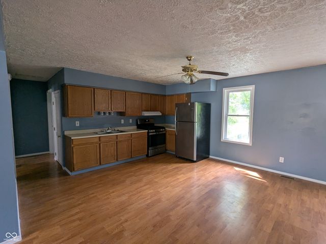 108 N Harvey Street, Linden, IN 47955