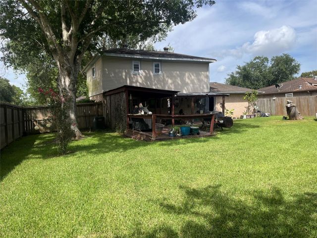 6213 Creekside Lane, League City, TX 77573