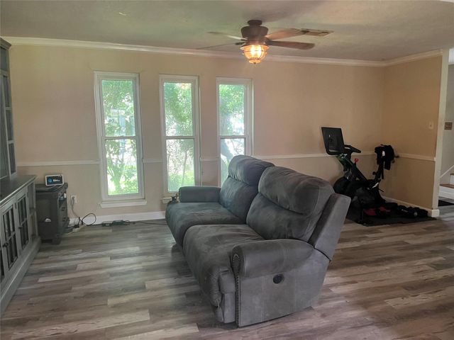 6213 Creekside Lane, League City, TX 77573