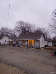 105 W 3rd Street, Leadwood, MO 63653