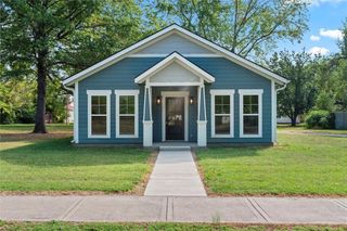 706 N Main Street, Urich, MO 64788