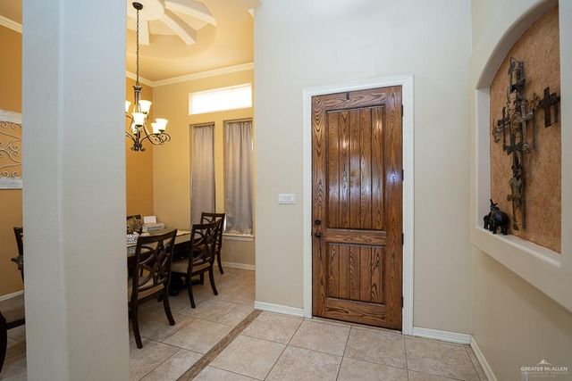 2001 Kingfisher Lane, Mission, TX 78572