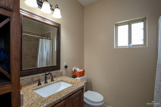 2001 Kingfisher Lane, Mission, TX 78572