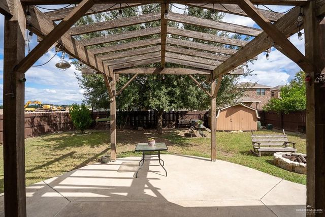 2001 Kingfisher Lane, Mission, TX 78572