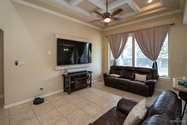 2001 Kingfisher Lane, Mission, TX 78572