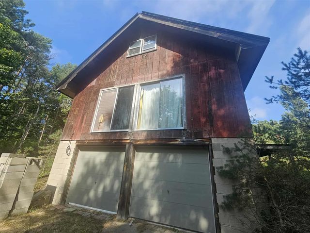 928 Pilgrim Highway, Frankfort, MI 49635