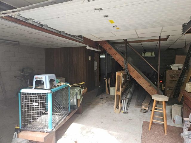 928 Pilgrim Highway, Frankfort, MI 49635