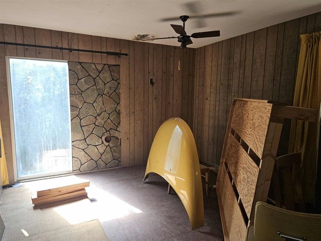 928 Pilgrim Highway, Frankfort, MI 49635