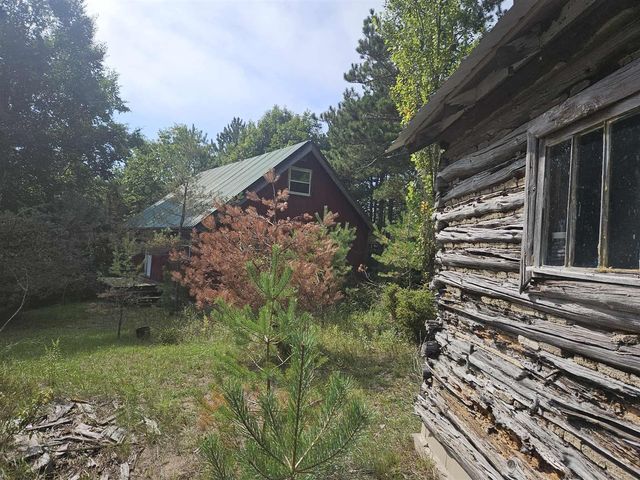 928 Pilgrim Highway, Frankfort, MI 49635