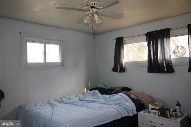 102 FERNGLEN AVE, Glen Burnie, MD 21061