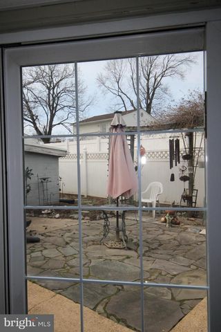 102 FERNGLEN AVE, Glen Burnie, MD 21061