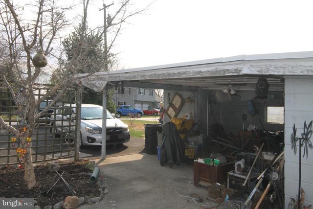 102 FERNGLEN AVE, Glen Burnie, MD 21061