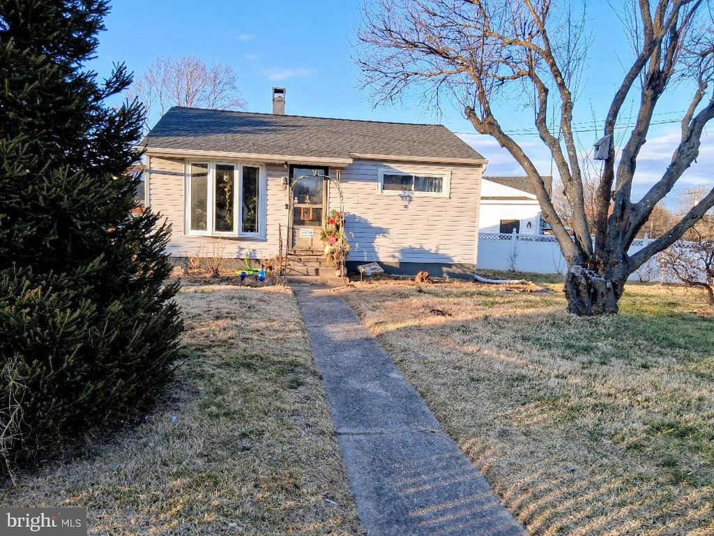 102 FERNGLEN AVE, Glen Burnie, MD 21061