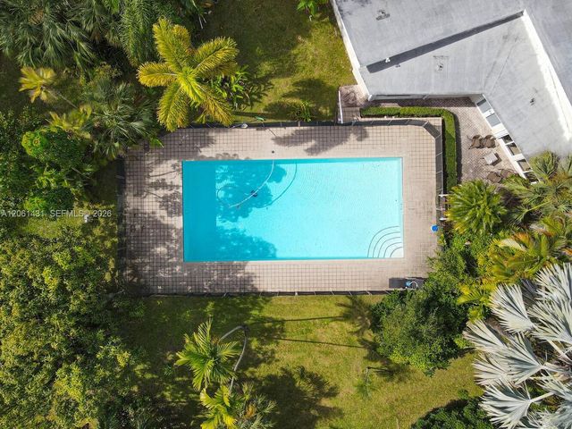 12200 SW 74th Ct, Pinecrest, FL 33156