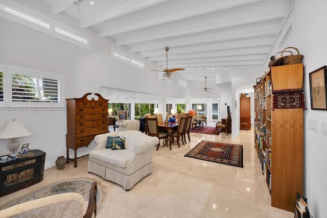 12200 SW 74th Ct, Pinecrest, FL 33156