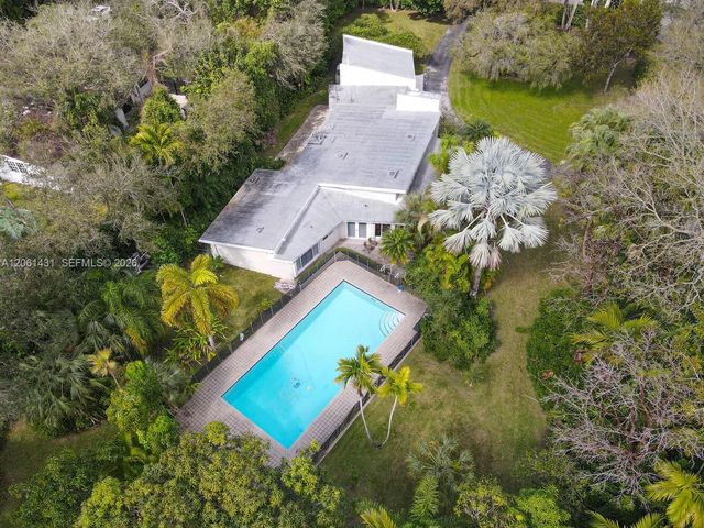 12200 SW 74th Ct, Pinecrest, FL 33156