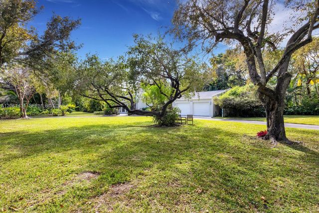 12200 SW 74th Ct, Pinecrest, FL 33156
